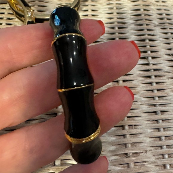 Bundle of 3 Talbots black and gold bracelets. - Picture 5 of 7